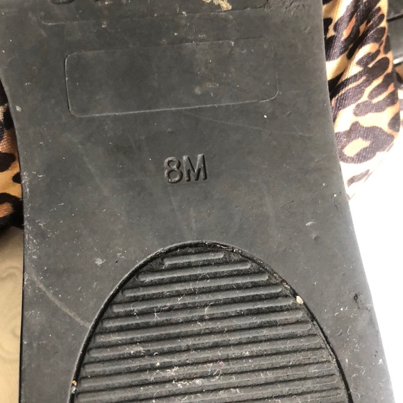 Unisa Cheetah Print Bow w Diamonds, Black Sandals - Picture 4 of 4